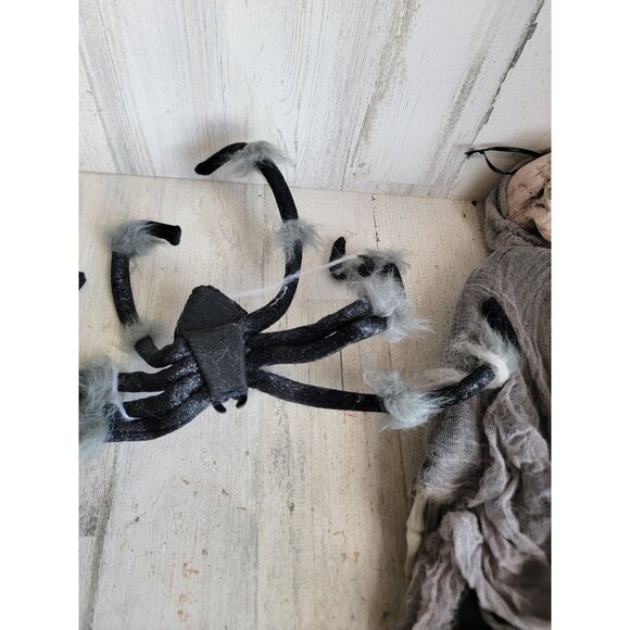 Grim reaper spider hanging Halloween home decor prop set unique - Picture 10 of 12